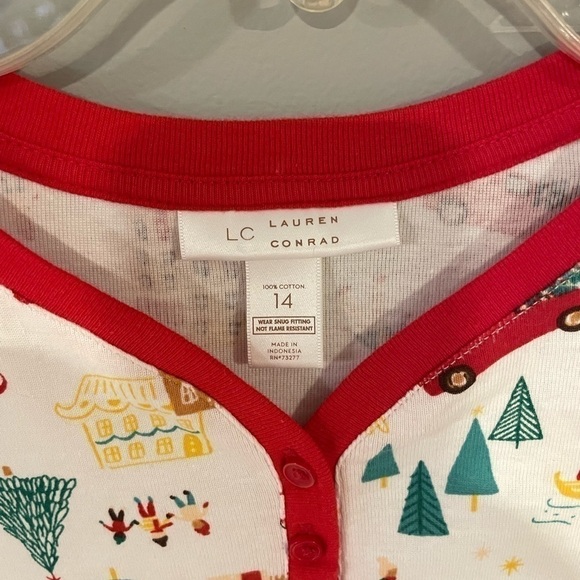 𝅺nwt Lauren Conrad girls, Christmas pajama top size 14 - Picture 2 of 4